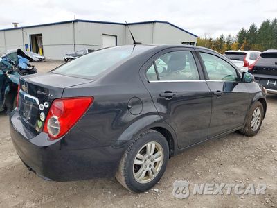 Trzecie zdjęcie samochodu z tyłu: 2014 CHEVROLET SONIC LT VIN:1G1JC5SG5E4100851 - miniatura