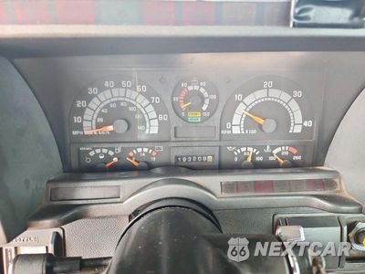 Zdjęcie 9 z 12 samochodu: 1999 CHEVROLET C-SERIES C7H042 VIN:1GBM7H1C9XJ106461 - miniatura