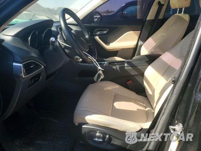 Zdjęcie 7 z 12 samochodu: 2020 JAGUAR F-PACE PREMIUM VIN:SADCJ2FX5LA629265 - miniatura