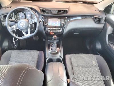 Zdjęcie 8 z 13 samochodu: 2017 NISSAN ROGUE SPORT SV VIN:JN1BJ1CR4HW142658 - miniatura