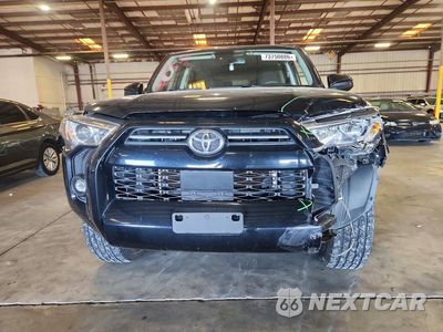 Piąte zdjęcie samochodu w środku: 2022 TOYOTA 4RUNNER SR5 VIN:JTEMU5JR8N5980082 - miniatura