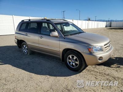 Czwarte zdjęcie samochodu z boku: 2005 TOYOTA HIGHLANDER BASE VIN:JTEGP21A650058906 - miniatura