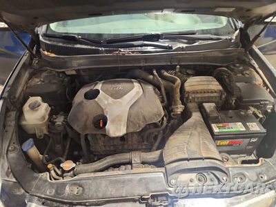 Zdjęcie 11 z 12 samochodu: 2012 HYUNDAI SONATA LIMITED 2.0T VIN:5NPEC4AB2CH409029 - miniatura