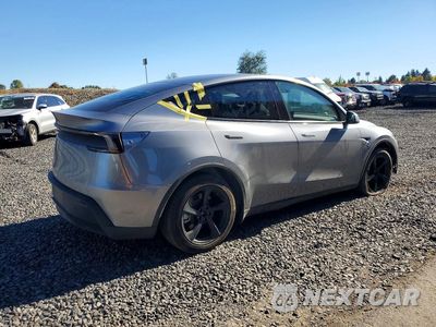 Trzecie zdjęcie samochodu z tyłu: 2026 TESLA MODEL Y VIN:7SAYGDED1TF400899 - miniatura