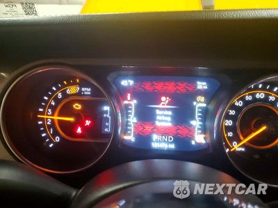 Zdjęcie 9 z 13 samochodu: 2020 JEEP WRANGLER UNLIMITED SAHARA VIN:1C4HJXEN9LW114514 - miniatura