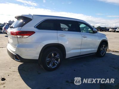 Trzecie zdjęcie samochodu z tyłu: 2019 TOYOTA HIGHLANDER LIMITED PLATINUM VIN:5TDDZRFH6KS950114 - miniatura