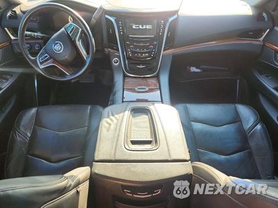 Zdjęcie 8 z 13 samochodu: 2015 CADILLAC ESCALADE LUXURY VIN:1GYS4BKJ2FR274152 - miniatura