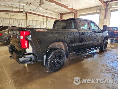 Trzecie zdjęcie samochodu z tyłu: 2021 CHEVROLET SILVERADO K1500 LT TRAIL BOSS VIN:1GCPYFEL8MZ192749 - miniatura
