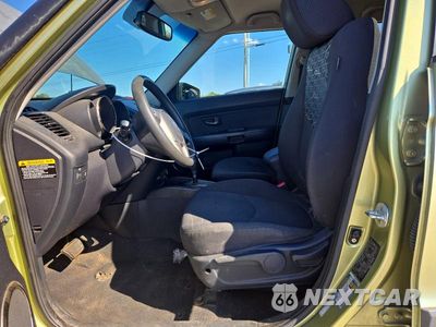 Zdjęcie 7 z 13 samochodu: 2010 KIA SOUL + VIN:KNDJT2A27A7165883 - miniatura