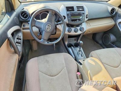 Zdjęcie 8 z 12 samochodu: 2007 TOYOTA RAV4 BASE VIN:JTMBD33V076053083 - miniatura
