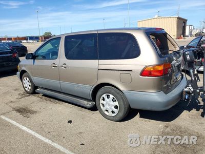 Drugie zdjęcie samochodu z przodu: 1999 TOYOTA SIENNA CE VIN:4T3ZF19C8XU137816 - miniatura