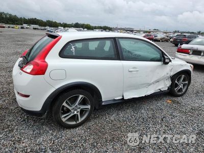 Trzecie zdjęcie samochodu z tyłu: 2013 VOLVO C30 T5 VIN:YV1672MK7D2304735 - miniatura