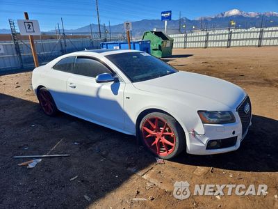 Czwarte zdjęcie samochodu z boku: 2010 AUDI S5 PRESTIGE VIN:WAU3VAFR0AA059990 - miniatura