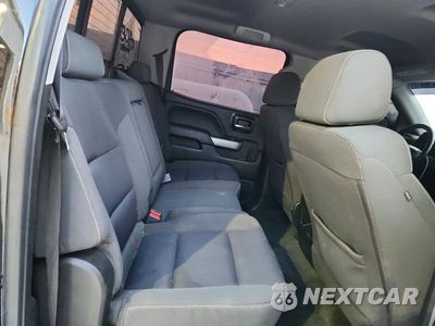 Zdjęcie 10 z 12 samochodu: 2018 CHEVROLET SILVERADO K1500 LT VIN:3GCUKREC8JG289869 - miniatura