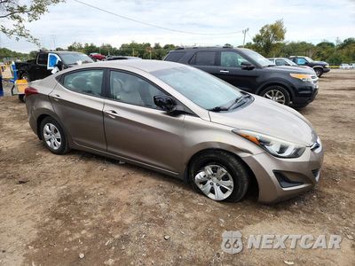 Czwarte zdjęcie samochodu z boku: 2016 HYUNDAI ELANTRA SE VIN:5NPDH4AE9GH720146 - miniatura