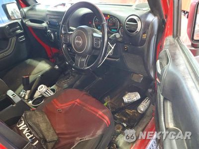 Zdjęcie 8 z 13 samochodu: 2015 JEEP WRANGLER UNLIMITED SPORT VIN:1C4BJWKG3FL533907 - miniatura