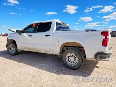 Drugie zdjęcie samochodu z przodu: 2026 CHEVROLET SILVERADO K1500 VIN:3GCUKAED2TG373909 - miniatura