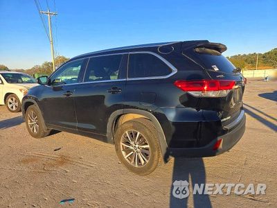 Drugie zdjęcie samochodu z przodu: 2017 TOYOTA HIGHLANDER XLE VIN:5TDJZRFHXHS468421 - miniatura