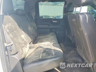 Zdjęcie 10 z 12 samochodu: 2020 CHEVROLET 3500 VIN:1GC4YSEYXLF255972 - miniatura