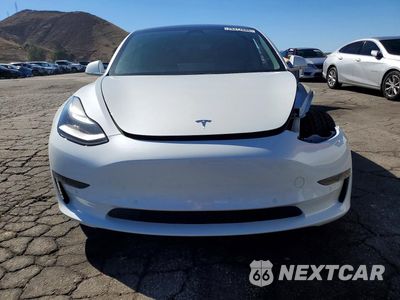 Piąte zdjęcie samochodu w środku: 2020 TESLA MODEL 3 VIN:5YJ3E1EA8LF660511 - miniatura