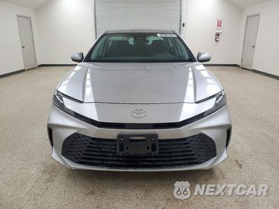 Piąte zdjęcie samochodu w środku: 2025 TOYOTA CAMRY LE VIN:4T1DAACK4SU574030 - miniatura