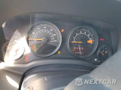 Zdjęcie 9 z 14 samochodu: 2014 JEEP PATRIOT SPORT VIN:1C4NJPBA7ED545890 - miniatura