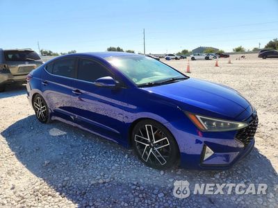 Czwarte zdjęcie samochodu z boku: 2020 HYUNDAI ELANTRA SPORT VIN:KMHD04LB5LU933729 - miniatura