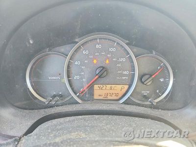 Zdjęcie 9 z 12 samochodu: 2013 TOYOTA YARIS 5-DOOR L VIN:JTDKTUD39DD564045 - miniatura