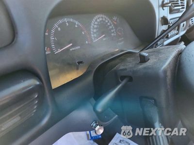 Zdjęcie 9 z 12 samochodu: 1998 DODGE RAM 3500 VIN:1B7MF33W6WJ225754 - miniatura