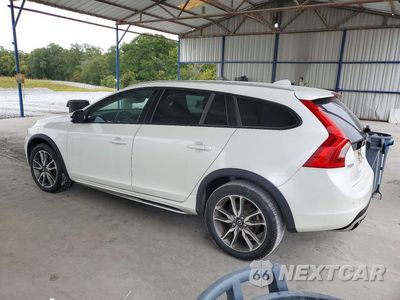 Drugie zdjęcie samochodu z przodu: 2015 VOLVO V60 CROSS COUNTRY PREMIER VIN:YV4612HK8F1000871 - miniatura