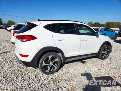 Trzecie zdjęcie samochodu z tyłu: 2018 HYUNDAI TUCSON VALUE VIN:KM8J3CA23JU708004 - miniatura