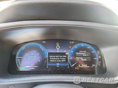 Zdjęcie 9 z 12 samochodu: 2026 TOYOTA COROLLA HYBRID SE VIN:JTDBCMFE9T3143736 - miniatura