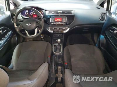 Zdjęcie 7 z 12 samochodu: 2016 KIA RIO LX VIN:KNADM4A3XG6548646 - miniatura