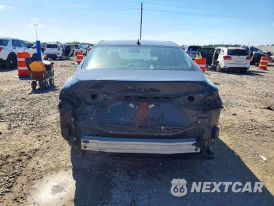 Zdjęcie 6 z 13 samochodu: 2025 TOYOTA CAMRY LE VIN:4T1DAACKXSU511580 - miniatura