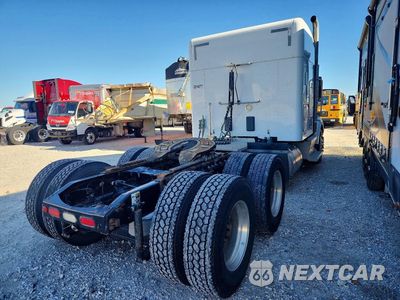 Trzecie zdjęcie samochodu z tyłu: 2018 PETERBILT 579 SEMI TRUCK VIN:1XPBDP9X4JD474046 - miniatura