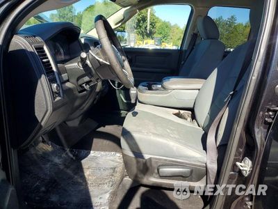Zdjęcie 7 z 13 samochodu: 2017 RAM 1500 ST VIN:1C6RR7FG7HS539944 - miniatura