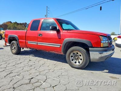 Czwarte zdjęcie samochodu z boku: 2004 CHEVROLET SILVERADO K1500 VIN:2GCEK19T941211968 - miniatura