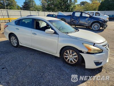 Czwarte zdjęcie samochodu z boku: 2014 NISSAN ALTIMA 2.5 S VIN:1N4AL3AP2EN343790 - miniatura