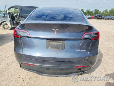 Zdjęcie 6 z 14 samochodu: 2023 TESLA MODEL Y VIN:7SAYGDEE1PA031232 - miniatura