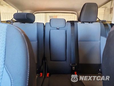 Zdjęcie 10 z 13 samochodu: 2018 FORD ESCAPE SE VIN:1FMCU0GD6JUD52323 - miniatura