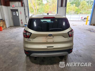 Zdjęcie 6 z 13 samochodu: 2017 FORD ESCAPE SE VIN:1FMCU0GDXHUC17615 - miniatura