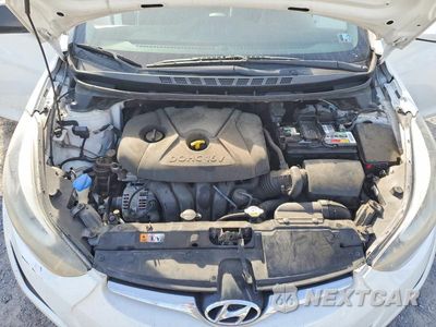 Zdjęcie 11 z 12 samochodu: 2015 HYUNDAI ELANTRA SE VIN:5NPDH4AE6FH545224 - miniatura