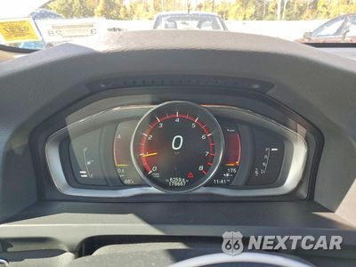 Zdjęcie 9 z 12 samochodu: 2016 VOLVO S60 PREMIER VIN:LYV402FK2GB089850 - miniatura