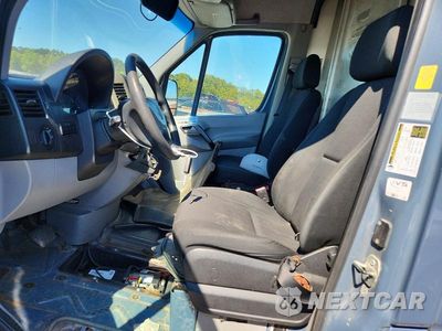 Zdjęcie 7 z 12 samochodu: 2018 MERCEDES-BENZ SPRINTER 2500 VIN:WD3PE7CD1JP624612 - miniatura