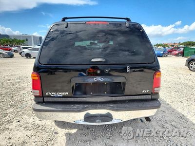 Zdjęcie 6 z 14 samochodu: 1999 FORD EXPLORER VIN:1FMDU32E3XUB17943 - miniatura