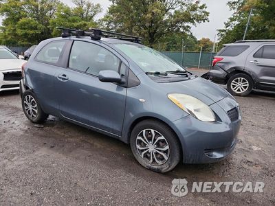 Czwarte zdjęcie samochodu z boku: 2007 TOYOTA YARIS BASE VIN:JTDJT903X75061024 - miniatura