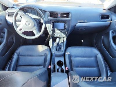 Zdjęcie 8 z 12 samochodu: 2014 VOLKSWAGEN JETTA SE VIN:3VWD17AJ4EM434289 - miniatura