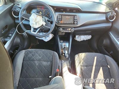 Zdjęcie 8 z 13 samochodu: 2020 NISSAN KICKS SV VIN:3N1CP5CV7LL522521 - miniatura