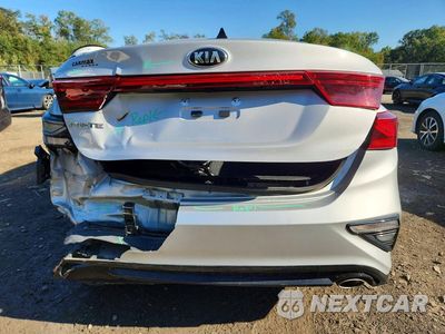 Zdjęcie 6 z 12 samochodu: 2021 KIA FORTE LXS VIN:3KPF24AD3ME405134 - miniatura