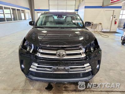 Piąte zdjęcie samochodu w środku: 2019 TOYOTA HIGHLANDER LIMITED PLATINUM VIN:5TDDZRFH4KS975867 - miniatura